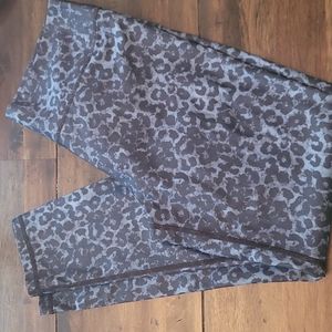 Zyia Stone Leopard Brilliant Leggings